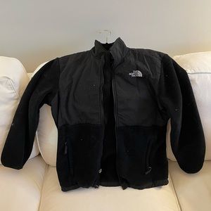 North Face Black Denali Jacket size Girls XL